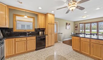 1005 E Orchard St, Arlington Heights, IL 60005