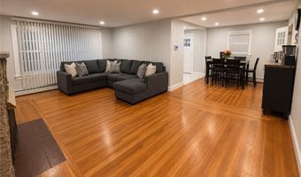 44 Pavilion Ave, Cranston, RI 02920