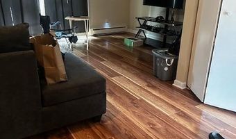 27 Point Of Woods Dr Dr, Albany, NY 12203