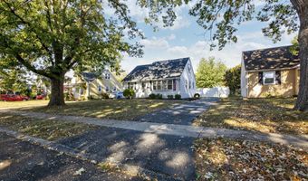 305 W 4TH Ave, Barrington, NJ 08007