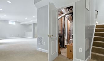 24198 HEATHER FIELD Ct, Aldie, VA 20105