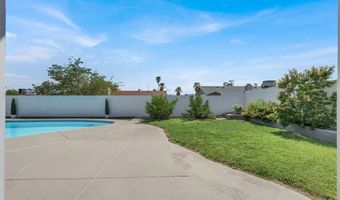 624 Hidden Valley Dr, Henderson, NV 89002