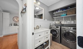 34 Forest St, Bristol, CT 06062