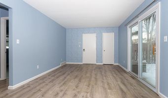 7 Elgin St B, Albany, NY 12205