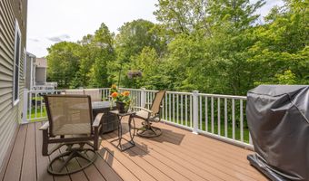 28 Brookview Cir 28, Bristol, CT 06010