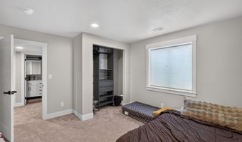 980 Alpine Dr, Chubbuck, ID 83202