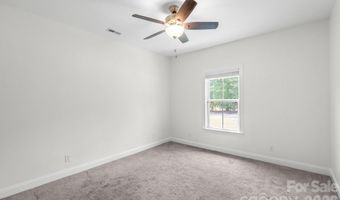 939 Old Stagecoach Rd, Camden, SC 29020
