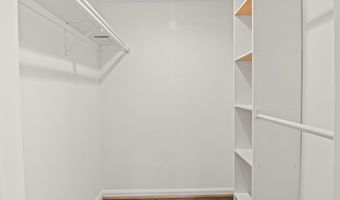 10401 BEACON RIDGE Dr 8-101, Bowie, MD 20721