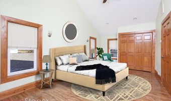 1134 Rapids St, Adel, IA 50003