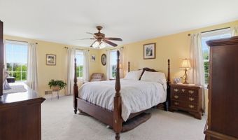 8 Sunshine Dr, Alexandria Twp., NJ 08867