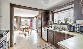 95 Center Bay Rd, Alburgh, VT 05440