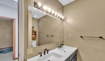 5662 E St Rd 54 Hwy, Bloomfield, IN 47424