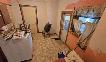 150 South St, Akron, IA 51001