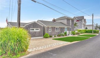 10 Calef Ave, Narragansett, RI 02882