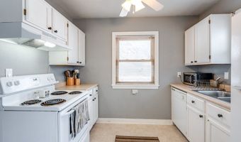 1042 Hartshorn St, Alliance, OH 44601