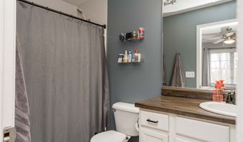 316 SW 50th St, Ankeny, IA 50023