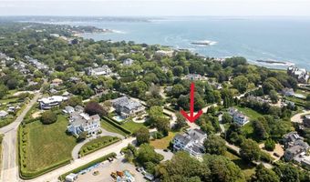 718 Bellevue Ave 5, Newport, RI 02840