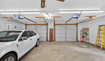 414 Holly Hills Dr, Altavista, VA 24517