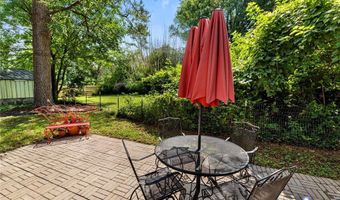 103 N James St, Ashland, VA 23005
