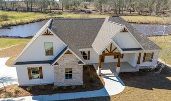 725 Waterford Way, Ashford, AL 36312