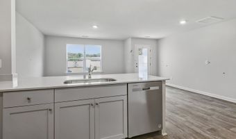 605 Wilder Bloom Path, Aberdeen, NC 28315