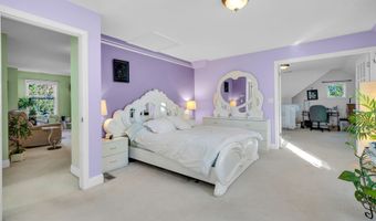 16 Weathervane Rd 16, Bristol, CT 06010