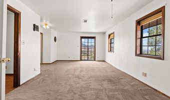 8525 Wildflower Ln, Agua Dulce, CA 91390