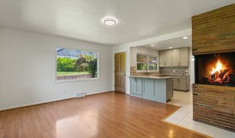 881 LINN Ave, Oregon City, OR 97045