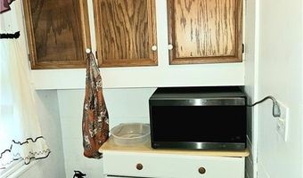 1 Side Hill St, Hopkinton, RI 02832