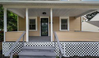 825 Dan St, Akron, OH 44310
