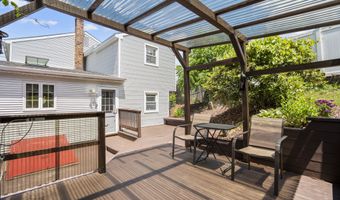 93 Marconi Ave, Bristol, CT 06010