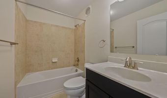 42550 SUNSET RIDGE Sq, Ashburn, VA 20148