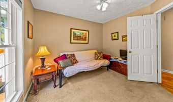 738 Dawson Creek Rd, Arapahoe, NC 28510