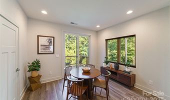 7318 Swans Run Rd, Charlotte, NC 28226