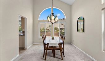 729 Mosaic Cir, Oceanside, CA 92057
