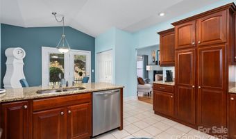 23 Holiday Dr, Arden, NC 28704