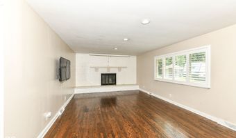 8245 Palmetto Ln, Indianapolis, IN 46217