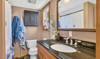 691 Eastern Ave, Augusta, ME 04330