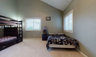 445 Captain Eames Cir 445, Ashland, MA 01721