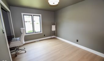8339 Hill Gail Dr, Indianapolis, IN 46217