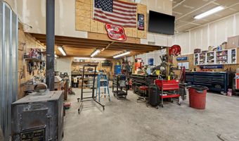 253 Aero Ln, Bigfork, MT 59911