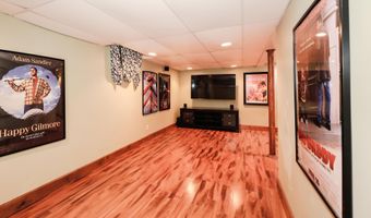 36 Old Farm Rd, Bedford, NH 03110