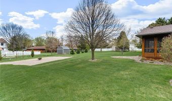 805 27th St SW, Austin, MN 55912