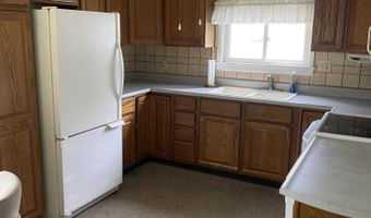 204 Charlotte St, Alpena, MI 49707