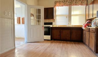 203 3rd St SE, Aliceville, AL 35442