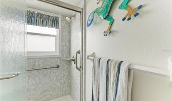 872 N SHORE Dr, Anna Maria, FL 34216