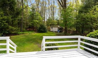 352 Lafayette Rd, North Kingstown, RI 02852