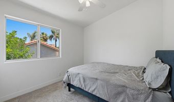 5217 Alamosa Park Dr, Oceanside, CA 92057