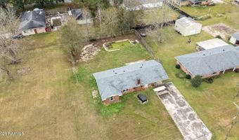 211 Perry Dr, Abbeville, LA 70510