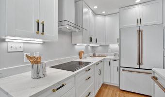 4122 FERRY LANDING Rd, Alexandria, VA 22309